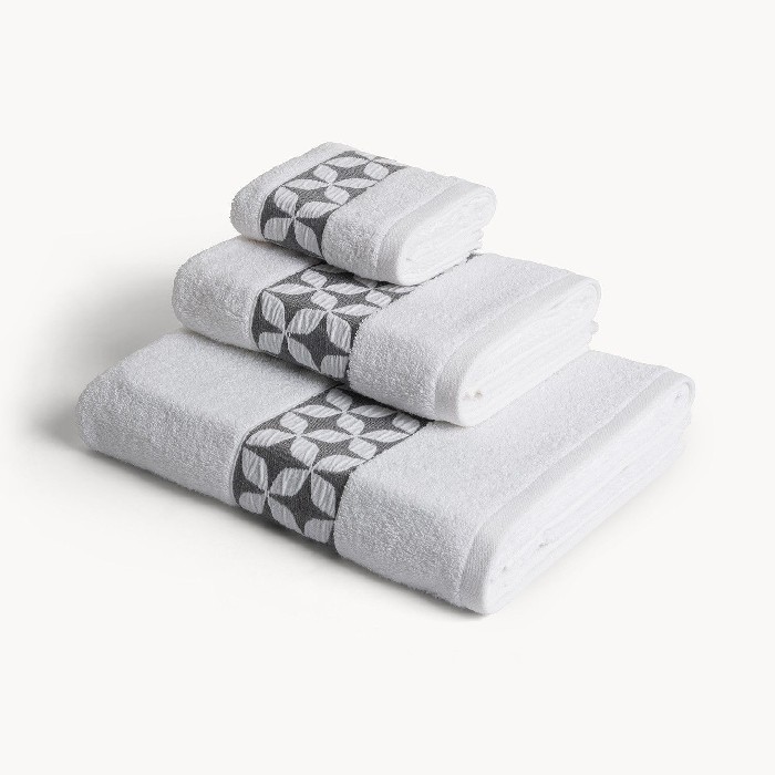 home-textiles/bath-linen-towels/coincasa-pure-cotton-towel-with-geometric-pattern-one-towel-only-7467742