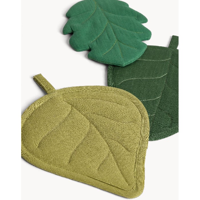 home-decor/decorative-ornaments/coincasa-leaf-shaped-decorations