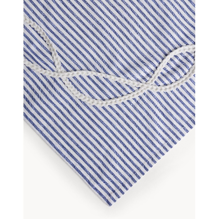 home-textiles/table-cloths-runners/coincasa-pure-cotton-centerpiece-with-braided-application