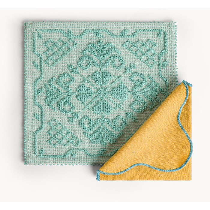 tableware/placemats-coasters-trivets/coincasa-7477149-sardinian-placemat-in-solid-colour-pure-cotton