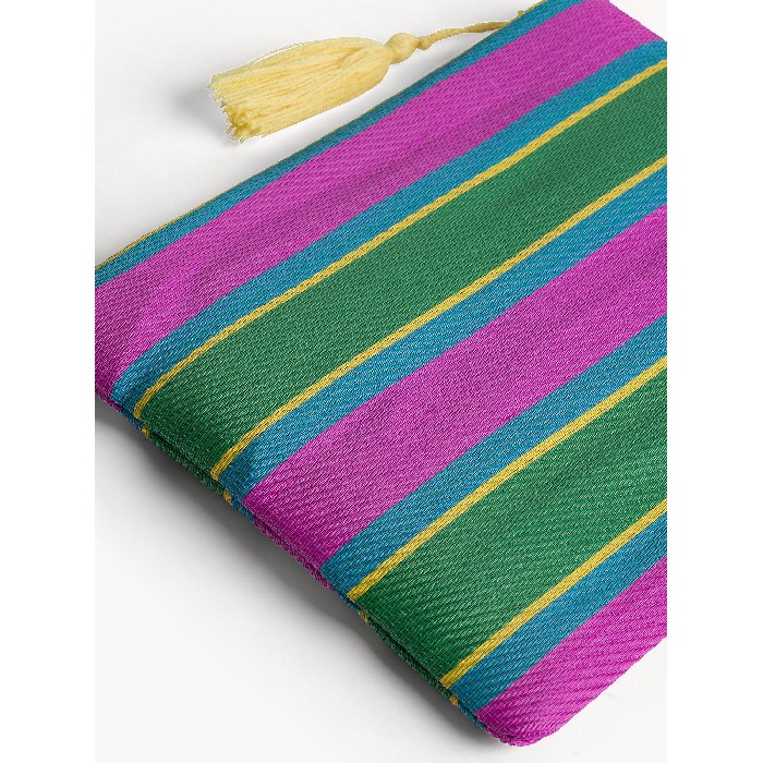 bathrooms/personal-beauty-clean/coincasa-clutch-with-writing-and-tassel-7477326