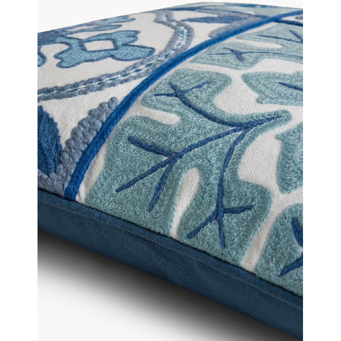 home-textiles/cushions-cushion-covers/coincasa-geometric-pattern-cotton-cushion-45cm-x-45cm-7477819
