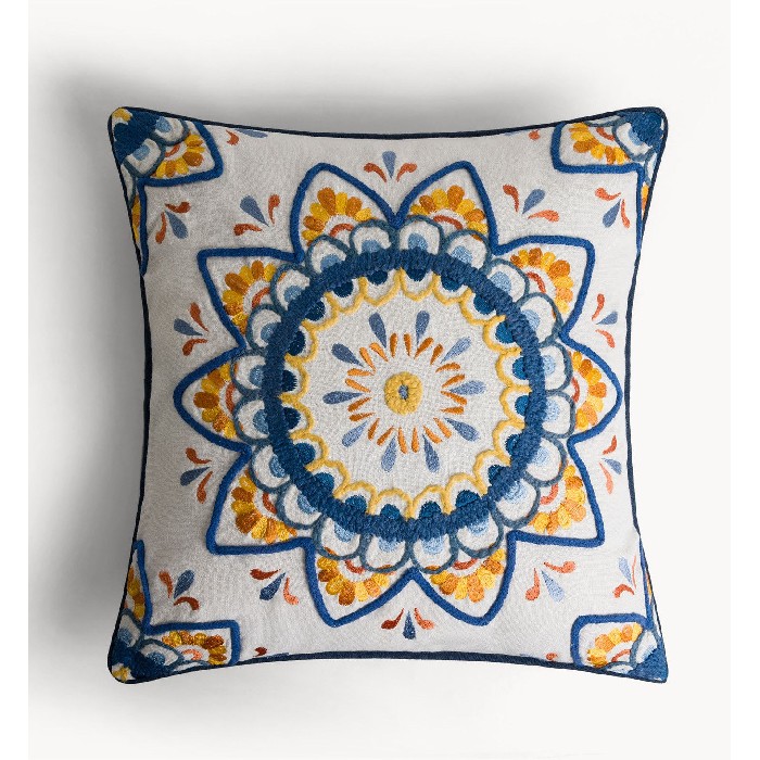 home-textiles/cushions-cushion-covers/coincasa-geometric-pattern-cotton-cushion-45cm-x-45cm-7477820