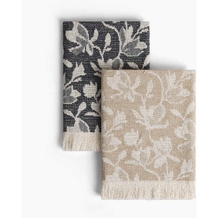 home-textiles/kitchen-textiles/coincasa-set-of-2-pure-cotton-tea-towels-with-fringes-7478835