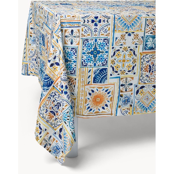 home-textiles/table-cloths-runners/coincasa-panama-tablecloth-in-pure-cotton-with-majolica-print-7479032