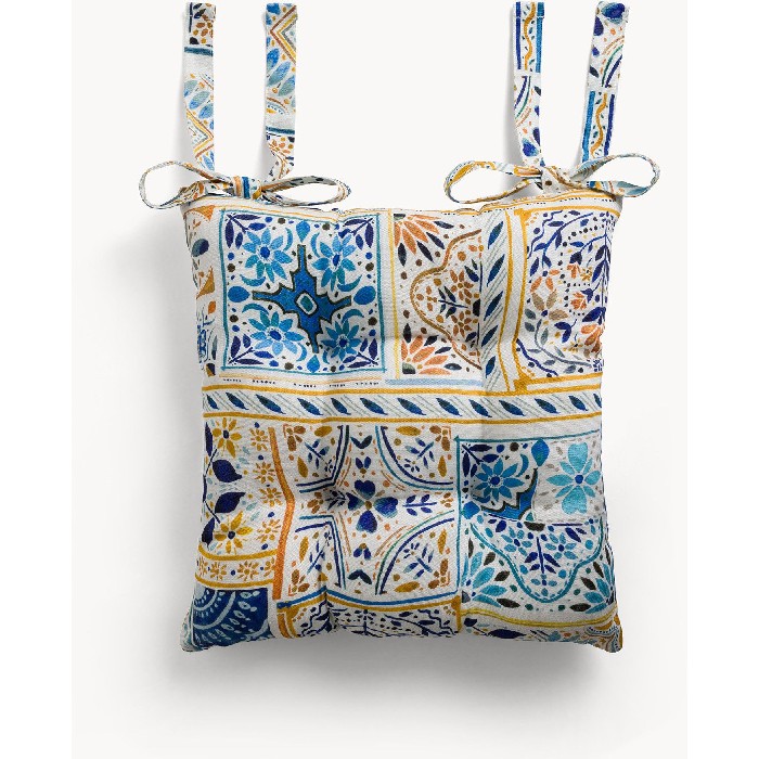 home-textiles/kitchen-textiles/coincasa-chair-cushion-in-pure-cotton-panama-with-majolica-print-7479038