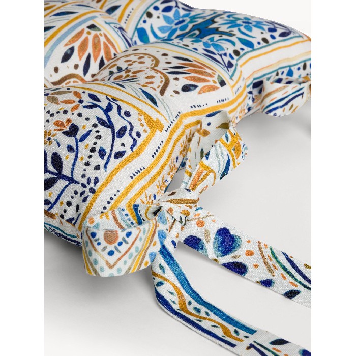 home-textiles/kitchen-textiles/coincasa-chair-cushion-in-pure-cotton-panama-with-majolica-print-7479038
