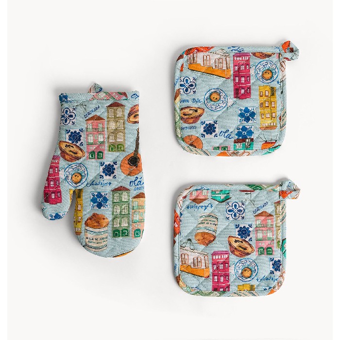 home-textiles/kitchen-textiles/coincasa-set-of-2-cotton-panama-pot-holders-and-kitchen-glove-portugal-print-7479148