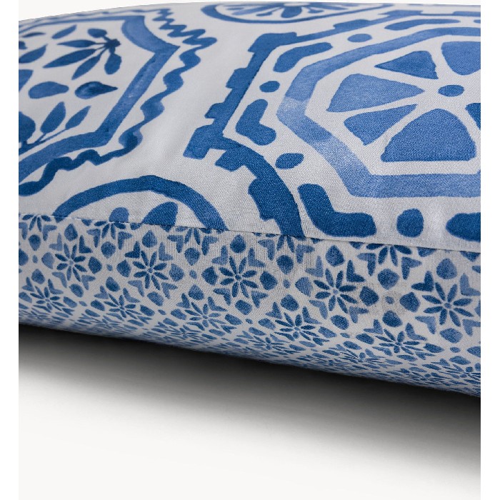 home-textiles/duvet-covers-sets/coincasa-cotton-percale-duvet-cover-set-with-geometric-motif-7479706