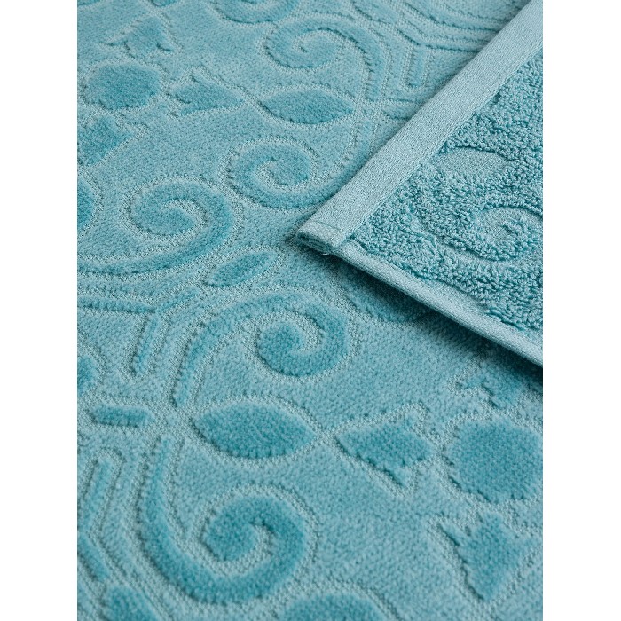 home-textiles/bath-linen-towels/coincasa-cotton-velour-towel-with-embossed-finish-7491203