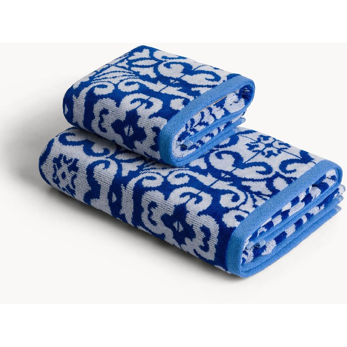 home-textiles/bath-linen-towels/coincasa-cotton-velour-towel-with-azulejos-pattern-7491205