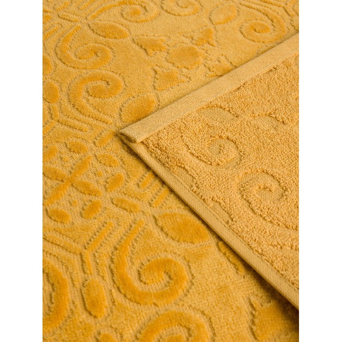 home-textiles/bath-linen-towels/coincasa-cotton-velour-towel-with-embossed-finish-7491208