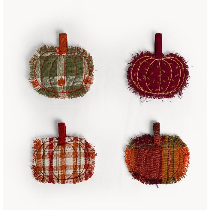 tableware/placemats-coasters-trivets/coincasa-7493053-coaster-–-pumpkin-shape-pure-cotton-with-fringe