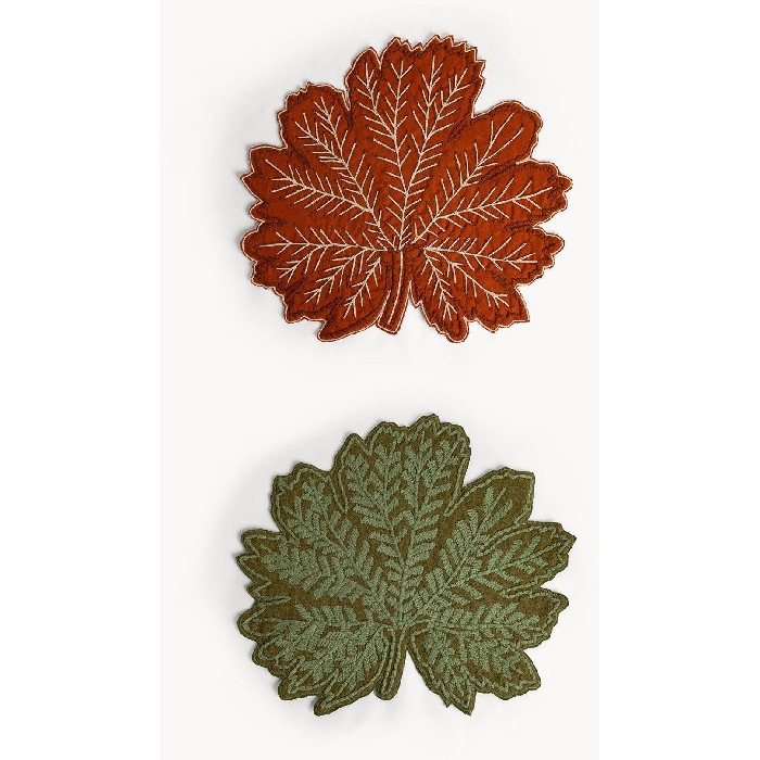 tableware/placemats-coasters-trivets/coincasa-7494209-placemat-–-pure-cotton-maple-leaf-shape