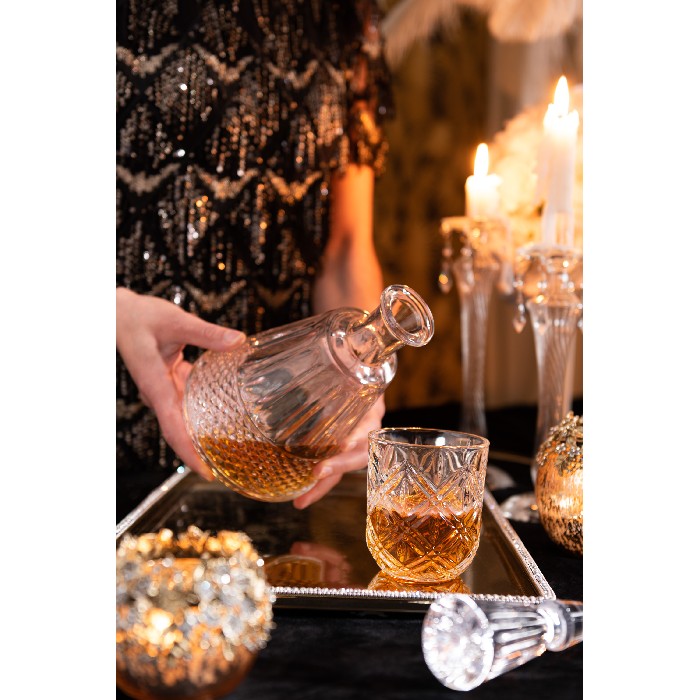 home-decor/decorative-ornaments/carafe-anna-glass