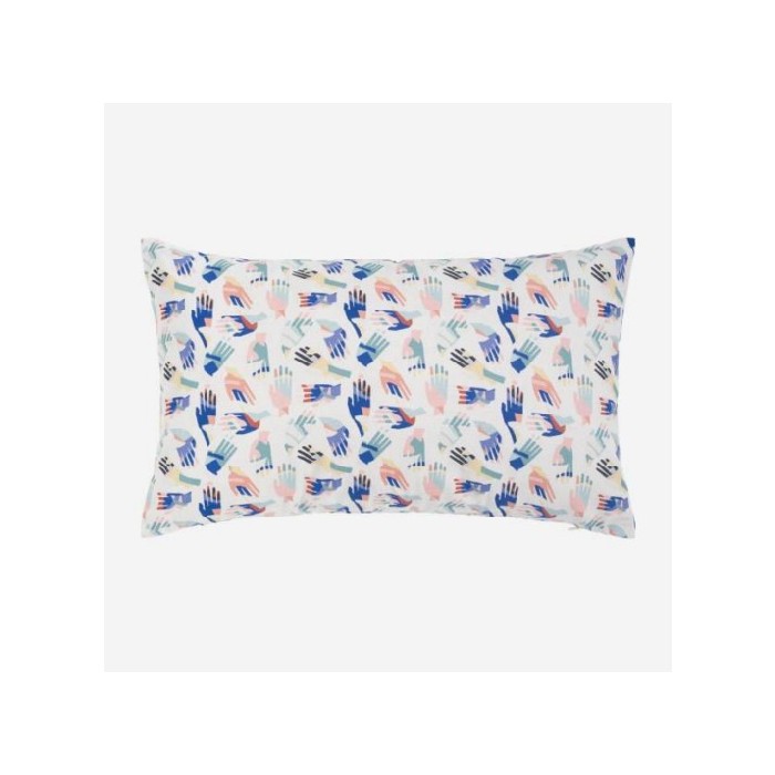 home-textiles/cushions-cushion-covers/promo-habitat-solangeprint-cushion-hands-30