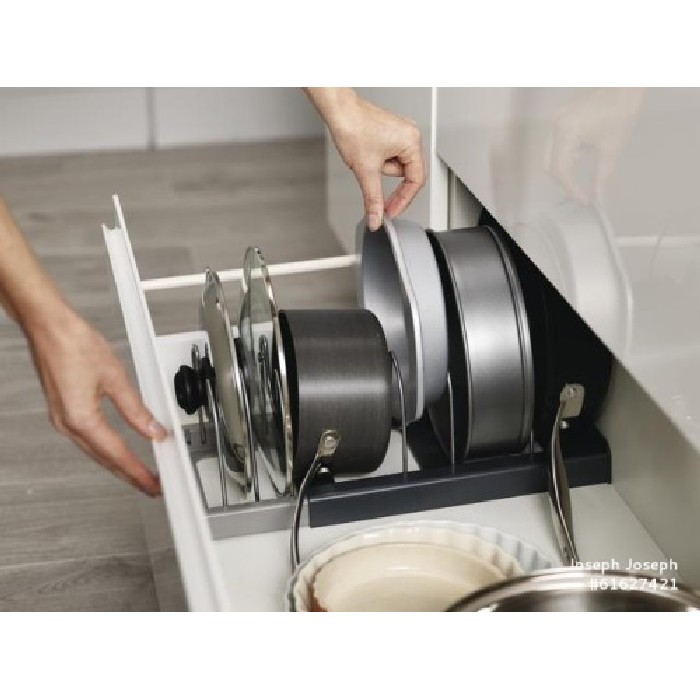 kitchenware/dish-drainers-accessories/drawerstore-expanding-cookware-organiser-grey