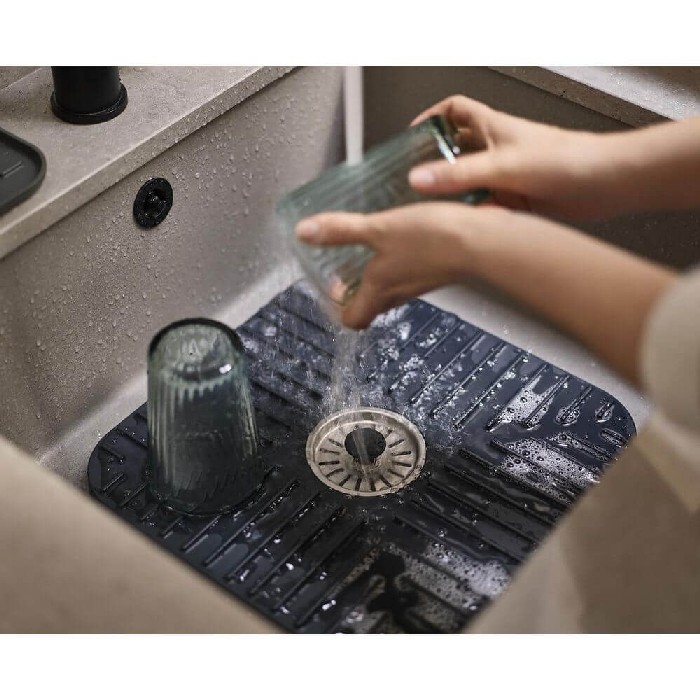 kitchenware/miscellaneous-kitchenware/joseph-joseph-sinkshield-sink-saver