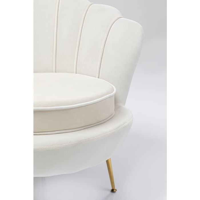 sofas/designer-armchairs/kare-water-lily-arm-chair-beige