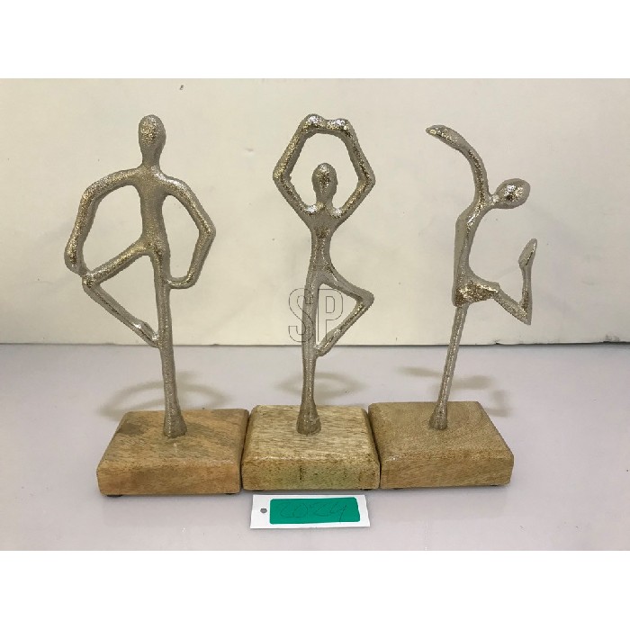 home-decor/decorative-ornaments/statue-21cm-3-assorted-silver-f7