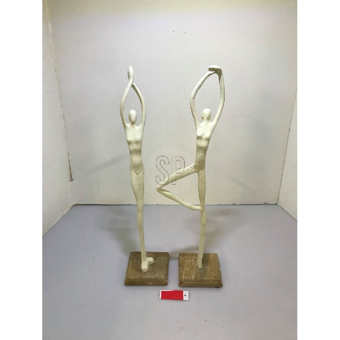 home-decor/decorative-ornaments/statue-48cm-white-2-assorted-f7