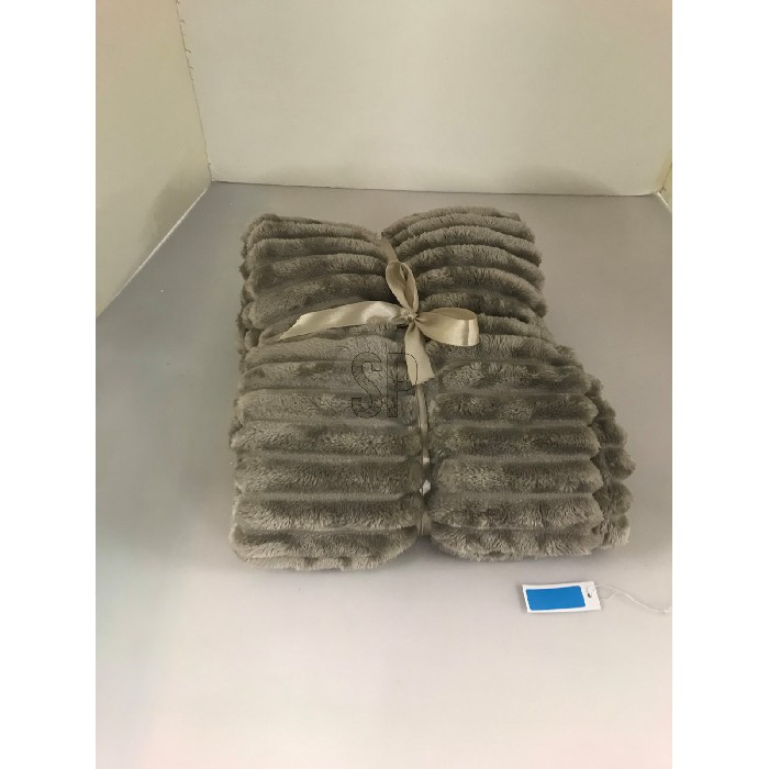 home-textiles/blankets-throws/plaid-rib-130cm-x-150cm-grey