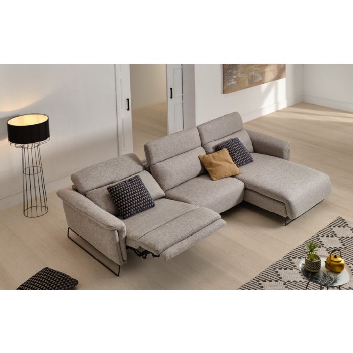 sofas/custom-sofas/pedro-ortiz-bobbio-custom-ashley