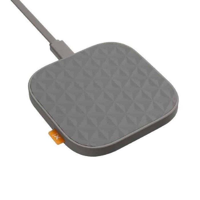 electronics/chargers-power-bank/xtorm-wireless-charger-solo-a