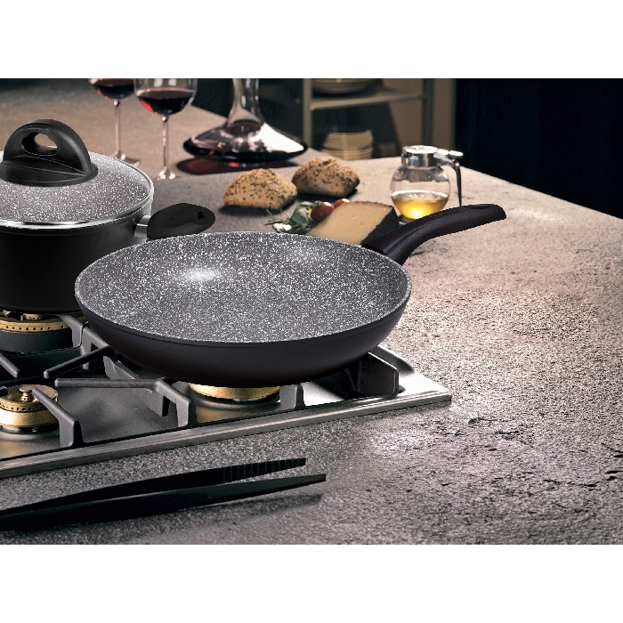 kitchenware/pots-lids-pans/aeternum-black-pearl-frying-pan-24cm
