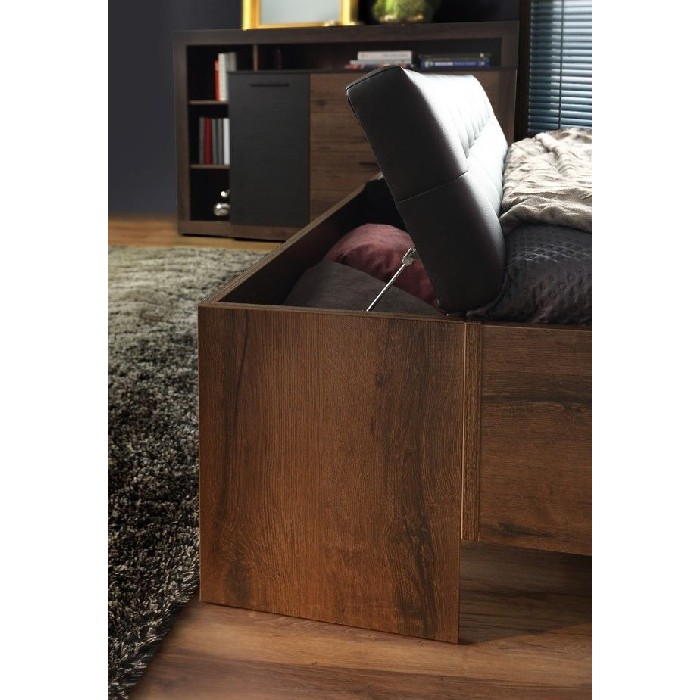 bedrooms/beds/bellevue-bench-with-storage-finished-in-mud-oak