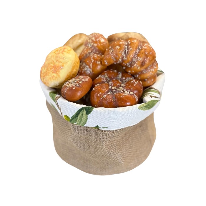 tableware/centrepieces-fruit-bowls/bristow-potteries-round-bread-basket-with-sack