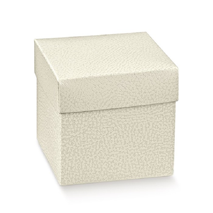 kids-and-stationery/stationery-gift-bags-wrapping-paper/box-set-20cm-x-20cm-x-11cm-white