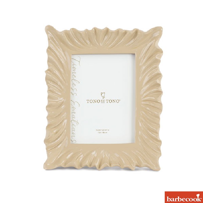 home-decor/frames/decorative-rouges-beige-photo-frame-215cm-x-27cm