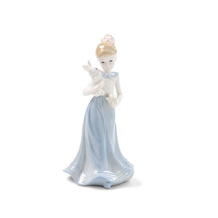 home-decor/decorative-ornaments/white-lady-with-box-h185cm