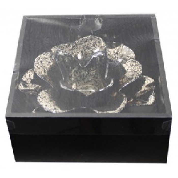 home-decor/candle-holders-lanterns/glass-daffodil-candleholder-blackgold-17cm