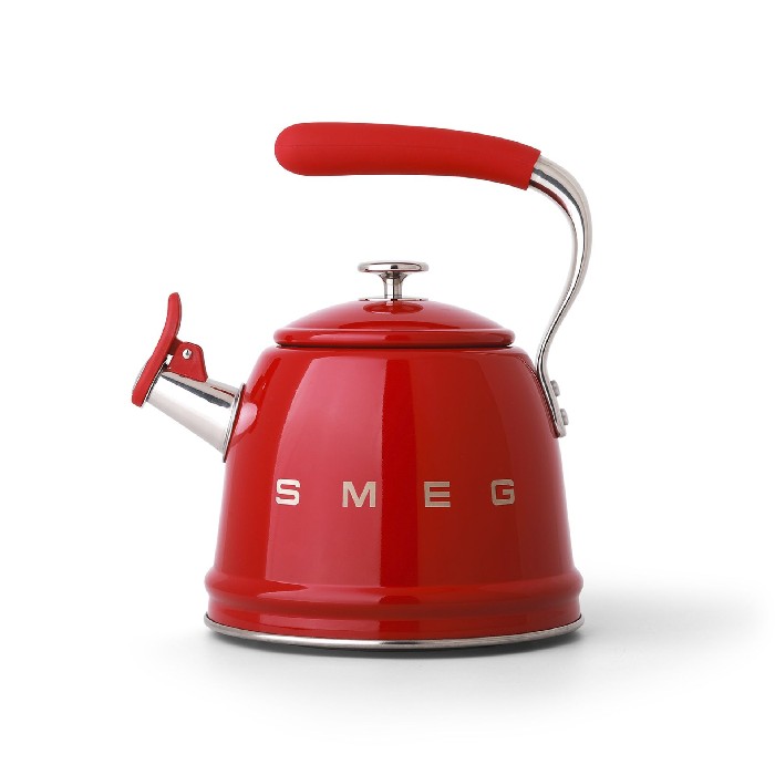 kitchenware/tea-coffee-accessories/smeg-kettle-23-lt-retro-whistling-red