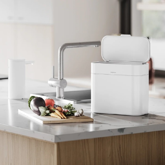 household-goods/bins-liners/simplehuman-counter-top-4l-bin-white
