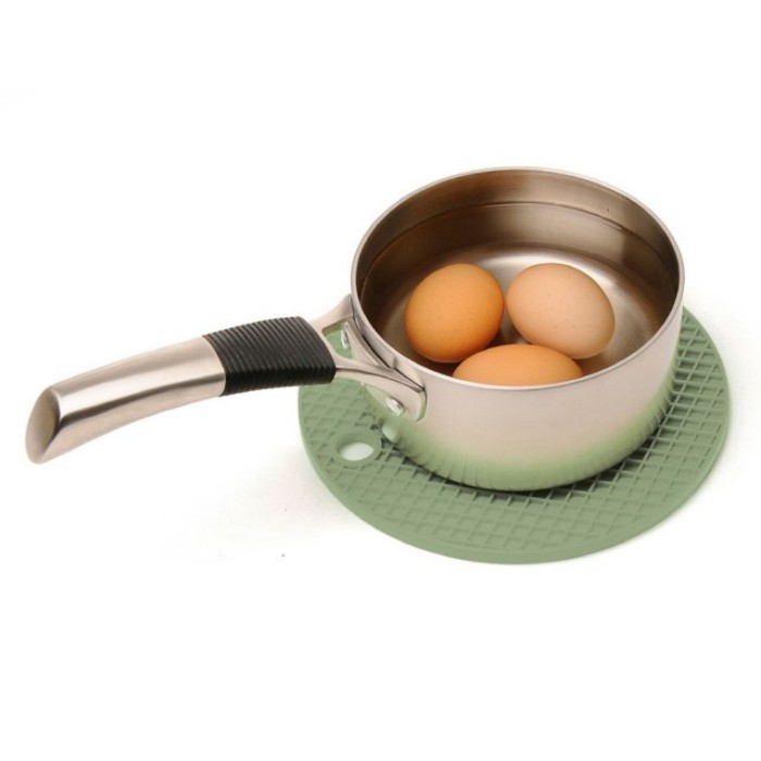 kitchenware/utensils/kitchen-craft-colourworks-silicon-20cm-round-rectangular-trivets