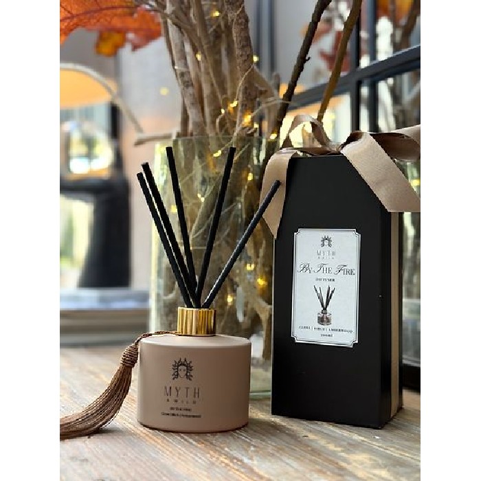 home-decor/candles-home-fragrance/myth-and-wild-by-the-fire-diffuser-200ml