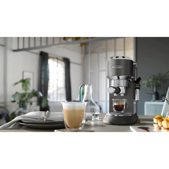 small-appliances/coffee-machines/delonghi-dedica-metallics-grey