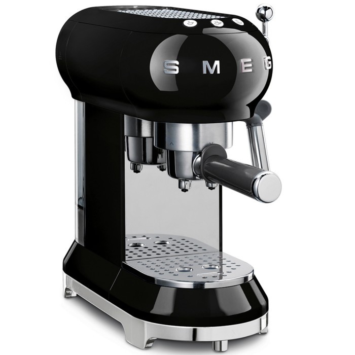 small-appliances/coffee-machines/smeg-espresso-manual-coffee-machine-black