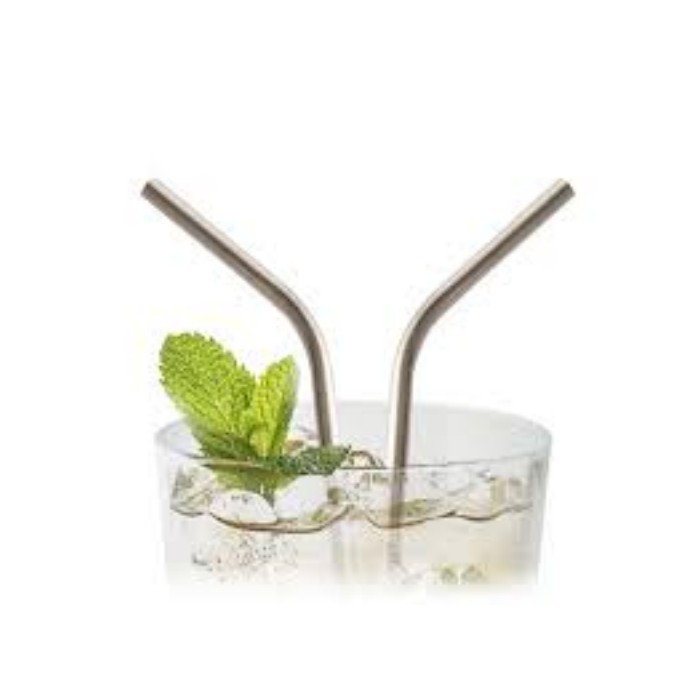 kitchenware/miscellaneous-kitchenware/set-of-4-straws-and-one-brush