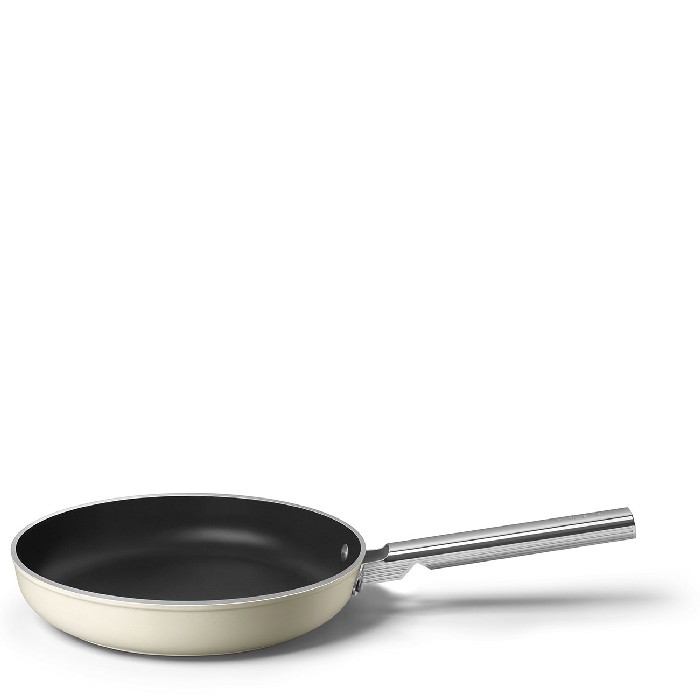 kitchenware/pots-lids-pans/smeg-fpf2802crm-50s-retro-style-frying-pan-28cm-cream