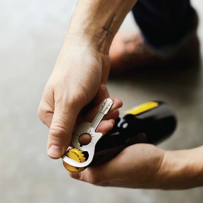 outdoor/camping-adventure/mini-guitar-bottle-opener