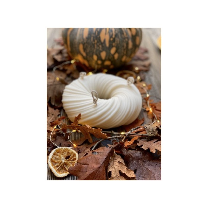 home-decor/candles-home-fragrance/myth-and-wild-halo-sculptural-pillar