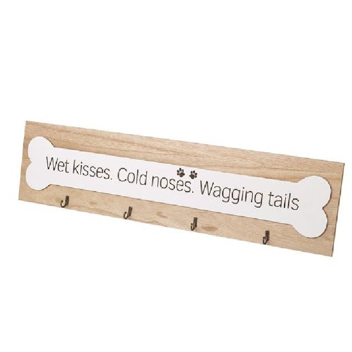 home-decor/wall-decor/wet-kisses-wooden-plaque-with-hooks