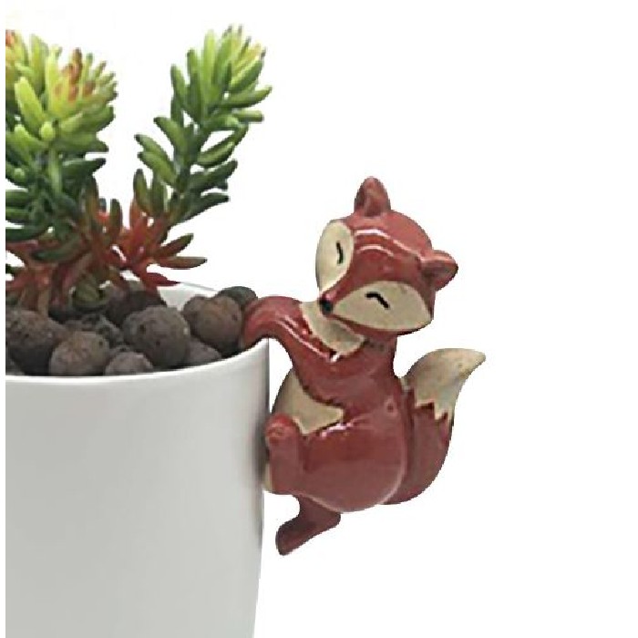 home-decor/decorative-ornaments/fox-pot-hanger-plant-pot-not-inc