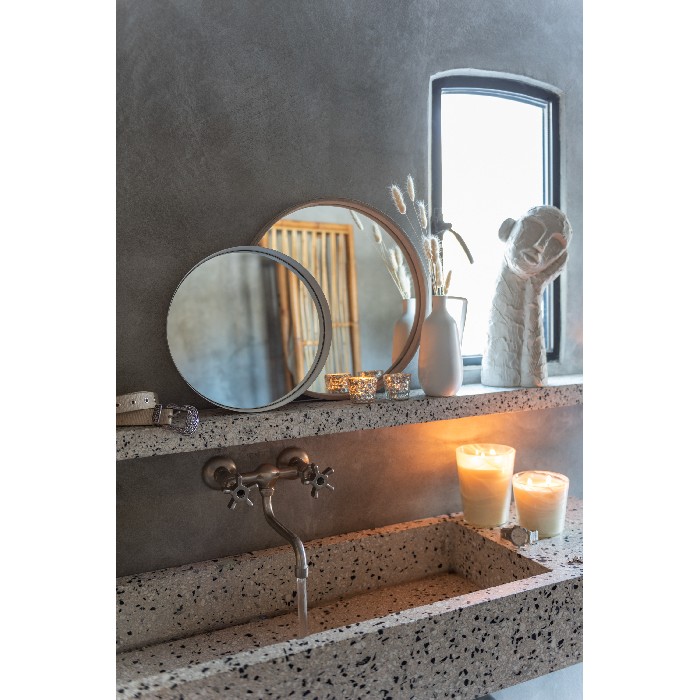 home-decor/decorative-ornaments/figure-leaning-cement-white-large