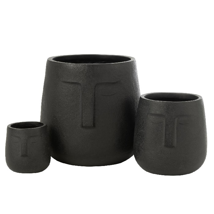 home-decor/indoor-pots-plant-stands/set-of-3-flowerpots-moai-clay-black
