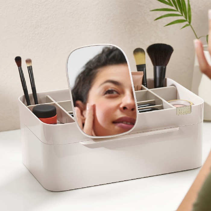 bathrooms/personal-beauty-clean/viva-large-cosmetic-organiser-with-removable-mirror-shell